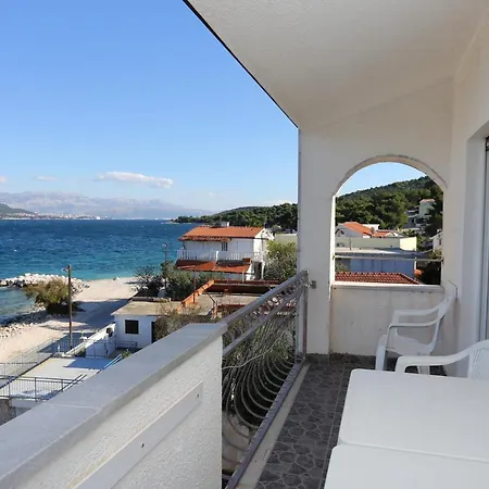 14541d Apartment Slatine