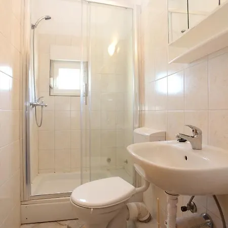 14541d Apartment Slatine